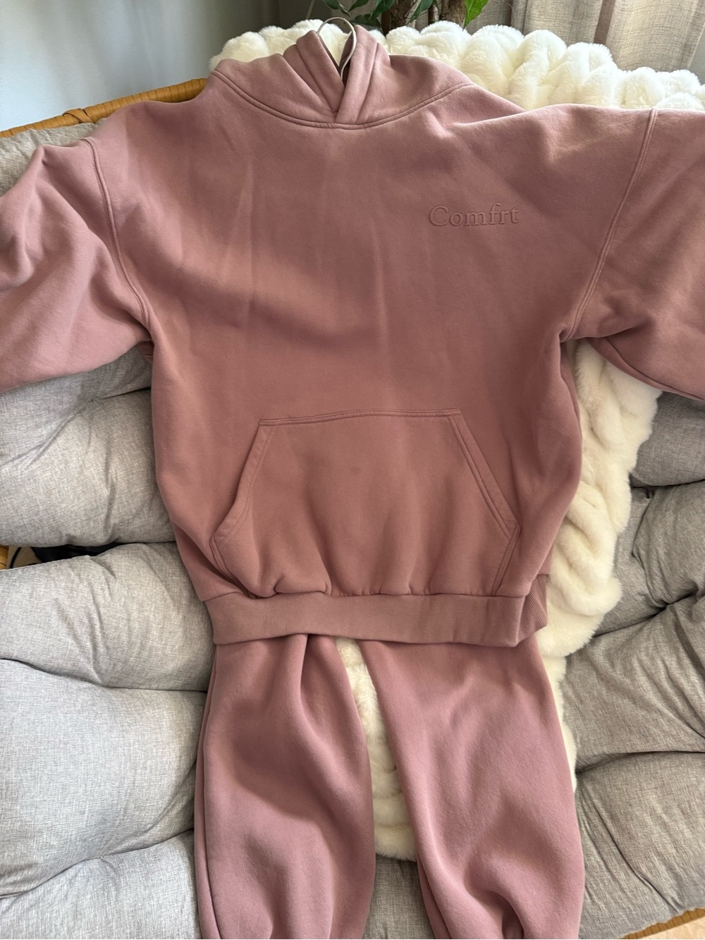 Comfort orchid Women's Hoodie & Sweatpants Set